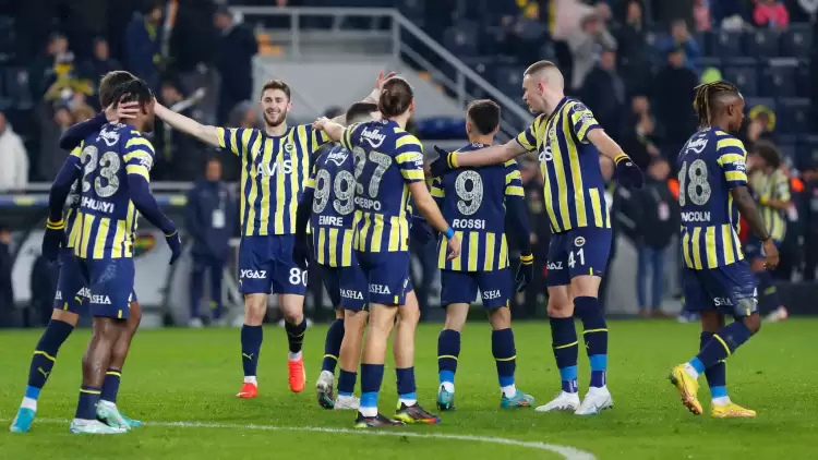 Fenerbahçe’nin Adana Demirspor Maçı Kamp Kadrosu Açıklandı: 6 Eksik