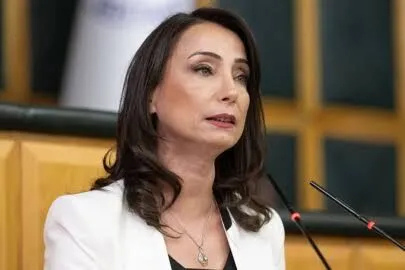 Tülay Hatimoğulları: “Bu Sorun Sadece Öcalan’ın Omuzlarına Yıkılamaz”