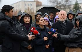 Siyasi Partilerden İçişleri Bakanlığı Önünde Kayyum Protestosu