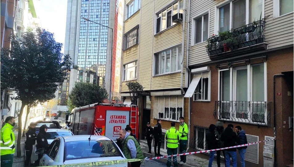 Şişli’de Ev Yangını: 85 Yaşındaki Kadın Hayatını Kaybetti