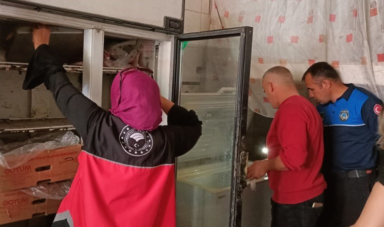 Tarsus’ta Sağlık Skandalı: 1.5 Ton Zararlı Peynir Ele Geçirildi, İmha Edildi