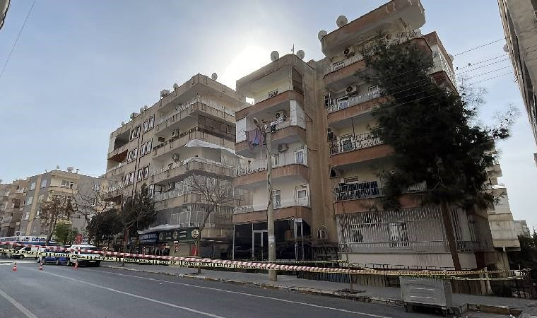 Şanlıurfa’da Panik Anları: Kolonlarından Sesler Gelen 5 Katlı Bina Boşaltıldı