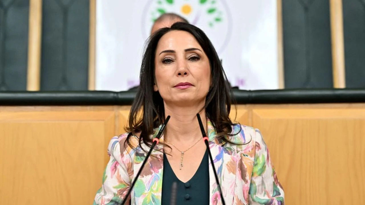 Tülay Hatimoğulları’ndan ‘BirGün’ Gözaltılarına Sert Tepki: “İkili Hukuk!”