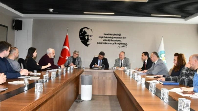 Manisa’da Üretici ve Tüketiciyi Koruyan ‘Halk Mandıra’ İmzası