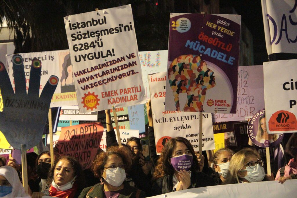 Kadınlar Greve Gidiyor: Eşitlik, Adalet ve Özgürlük İçin Alanlardayız