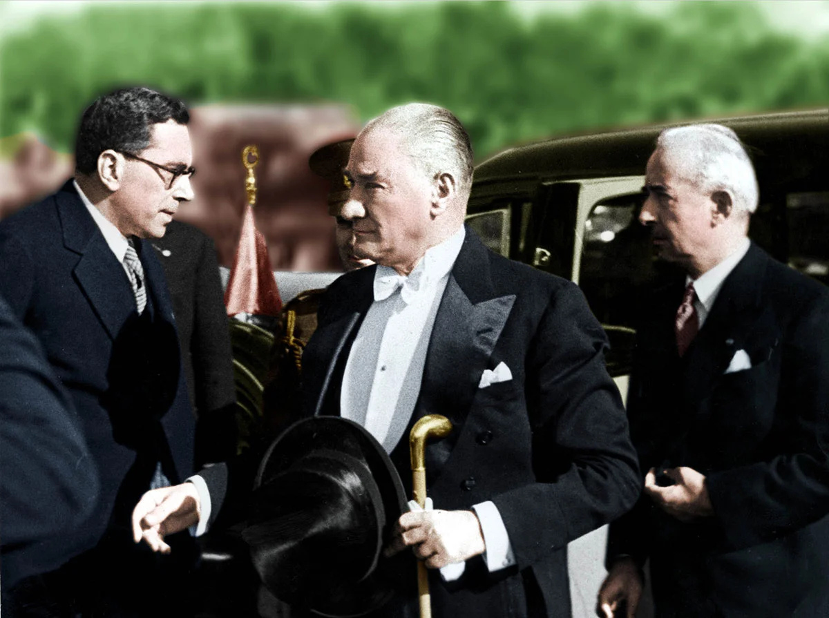 ‘9 Bakan Değişti, Cumhuriyet ve Atatürk Düşmanlığı Değişmedi’