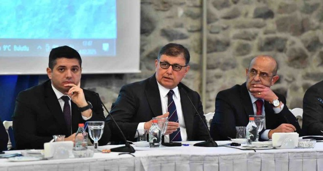 Başkan Cemil Tugay: “İzmir’in Depreme Hazırlıklı Olması İçin Çalışmalar Devam Ediyor”