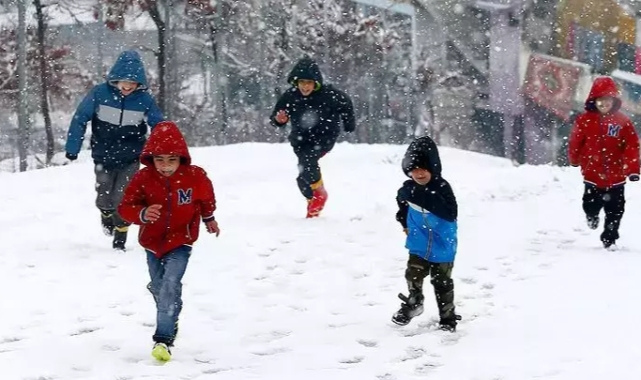 Bursa’da Eğitime Kar Engeli: 21 Şubat’ta Tatil