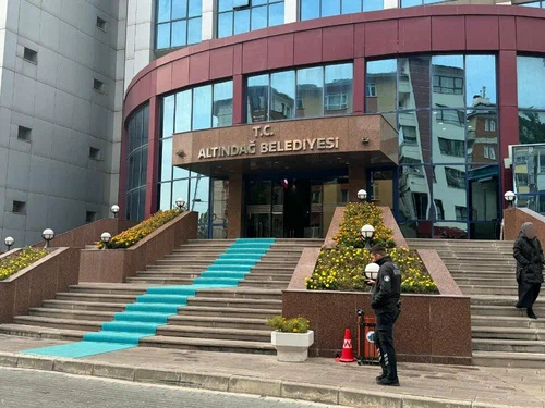 AKP’li Başkan Tiryaki, Altındağ Belediyesi’nde Çalışan İşçilere Kök Söktürüyor: Tiryaki, İşçinin Örgütlenmesini İstemiyor
