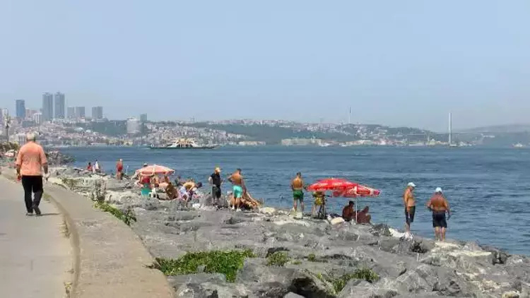 İstanbul İçin Kritik Uyarı: Sıcaklıklar Rekor Kıracak, Ardından Soğuk Hava ve Kar Yağışı Gelecek!
