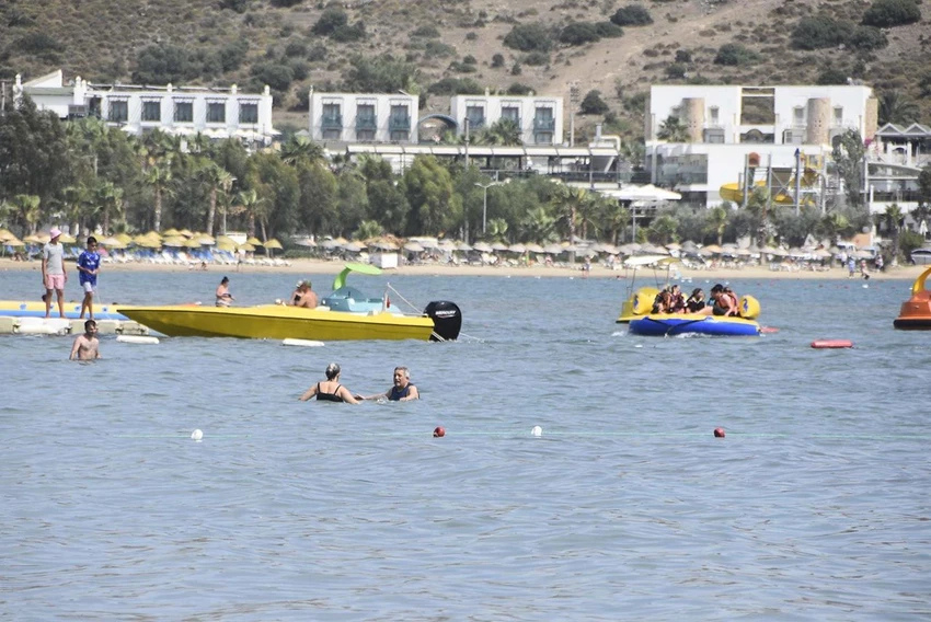 Bodrum’da Sahiller Doldu, Deniz Sezonu Açıldı
