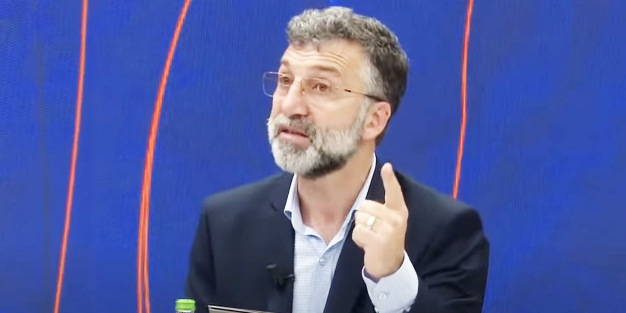 Üsküdar Belediyesi’nde Çalışan Yeni Akit Yazarı Kenan Alpay Görevden Uzaklaştırıldı
