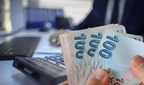 Zamlar ve Enflasyon Aylıkları Eritti: Asgari Ücret O Seviyeye Kadar Düştü!