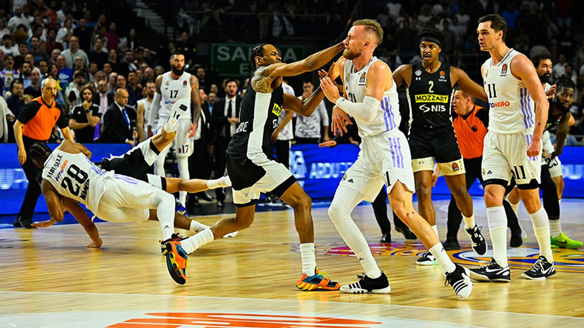 Real Madrid’den Belgrad’da Kritik Galibiyet