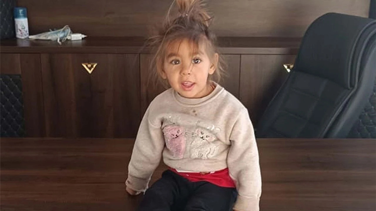Derede Cansız Bedeni Bulunmuştu: Nazlı’nın Babasıyla Birlikte Olan Son Görüntüleri Ortaya Çıktı