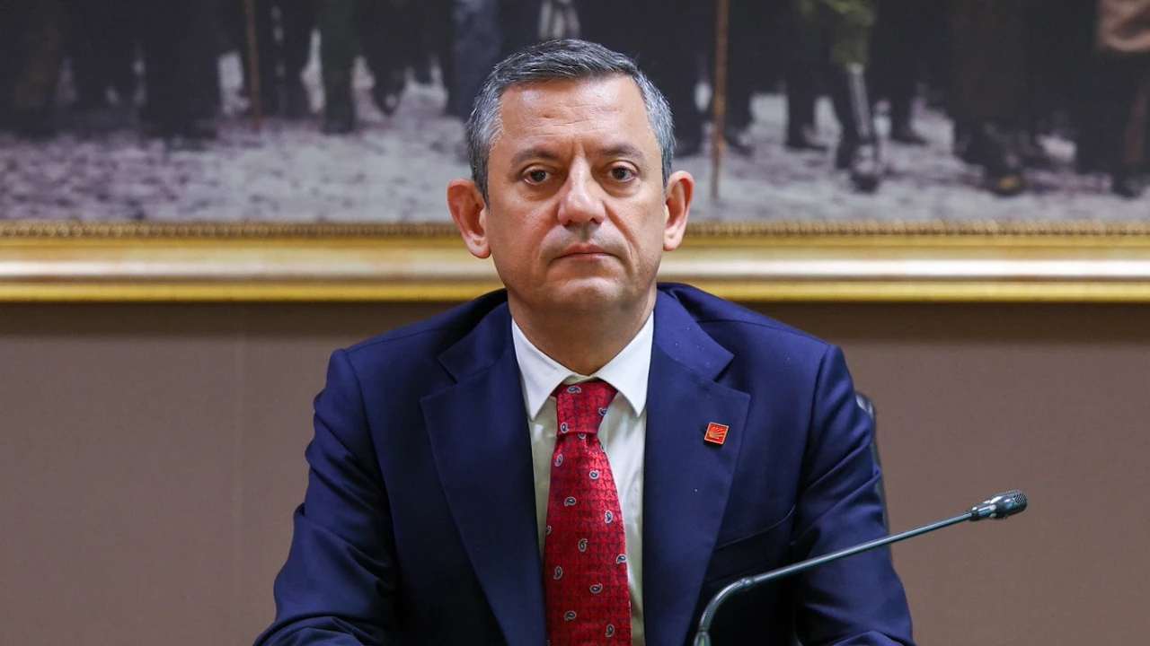 Özgür Özel’den Suriye Çağrısı: “Katliam Endişesi Büyük Kaygı Yaratıyor”