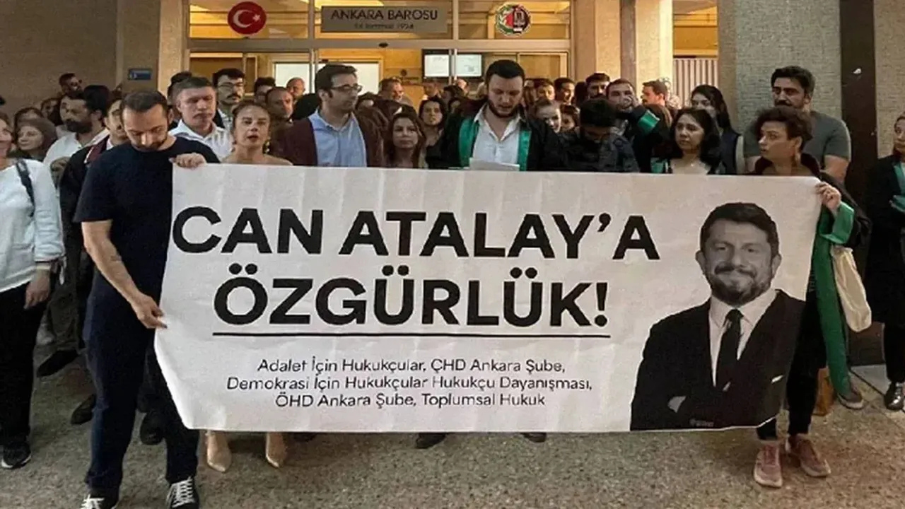 Avukatlara Yönelik Soruşturmada Takipsizlik Kararı: “Toplantı ve Gösteri Yürüyüşü Hakkı Temel Bir Haktır”