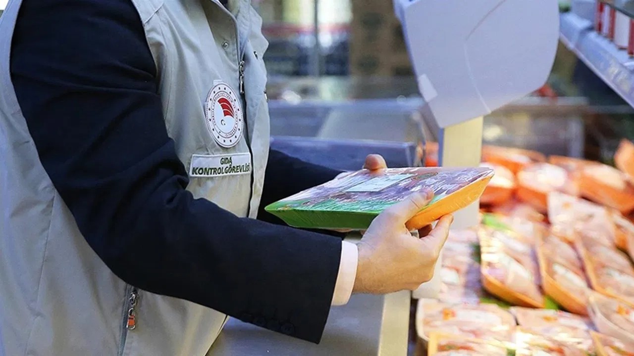 Bakanlık Firma Firma İfşa Etti: Kırmızı Et Diye ‘Eşek Eti’ Yedirmişler!