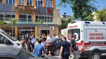 Belediye Binasında Silahlı Saldırı: Amcasını Bacağından Vurdu, Kaçtı