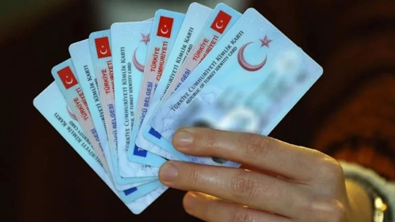 Yeni Dönem Başladı: Ehliyet Taşıma Zorunluluğu Kalktı!