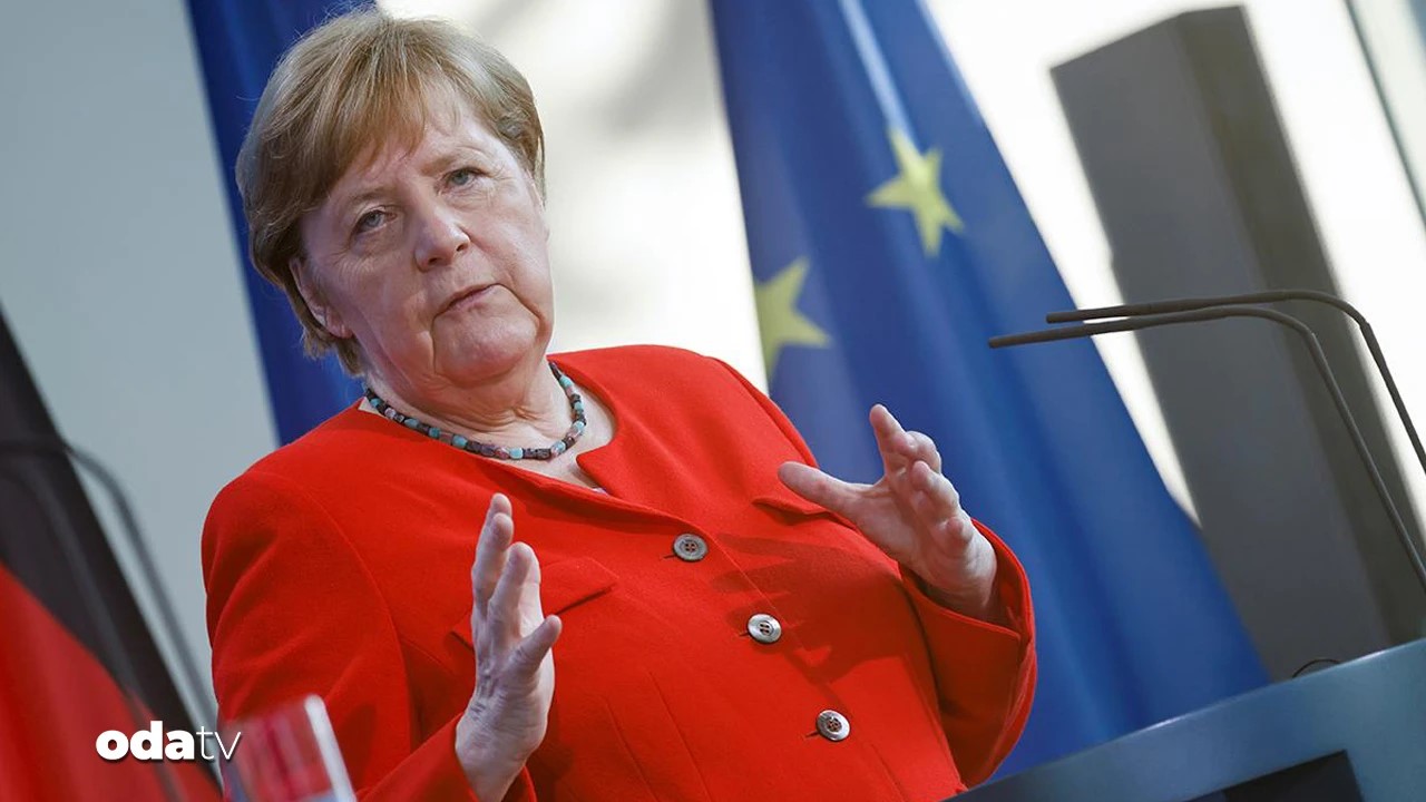 Angela Merkel’den Göç Politikası Uyarısı: “Avrupa’nın Mahvolduğunu Görebiliriz”