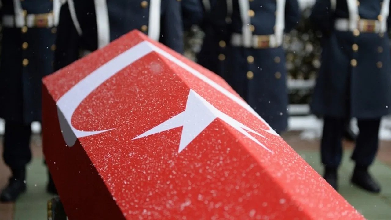 Bakan Yerlikaya Acı Haberi Duyurdu: Jandarma Astsubay Emre Polat Şehit Oldu