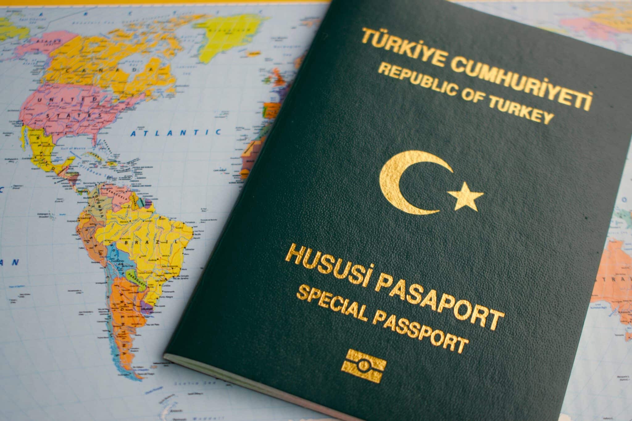 10 Yılını Dolduran Mali Müşavirlere Yeşil Pasaport Yolu Açılıyor