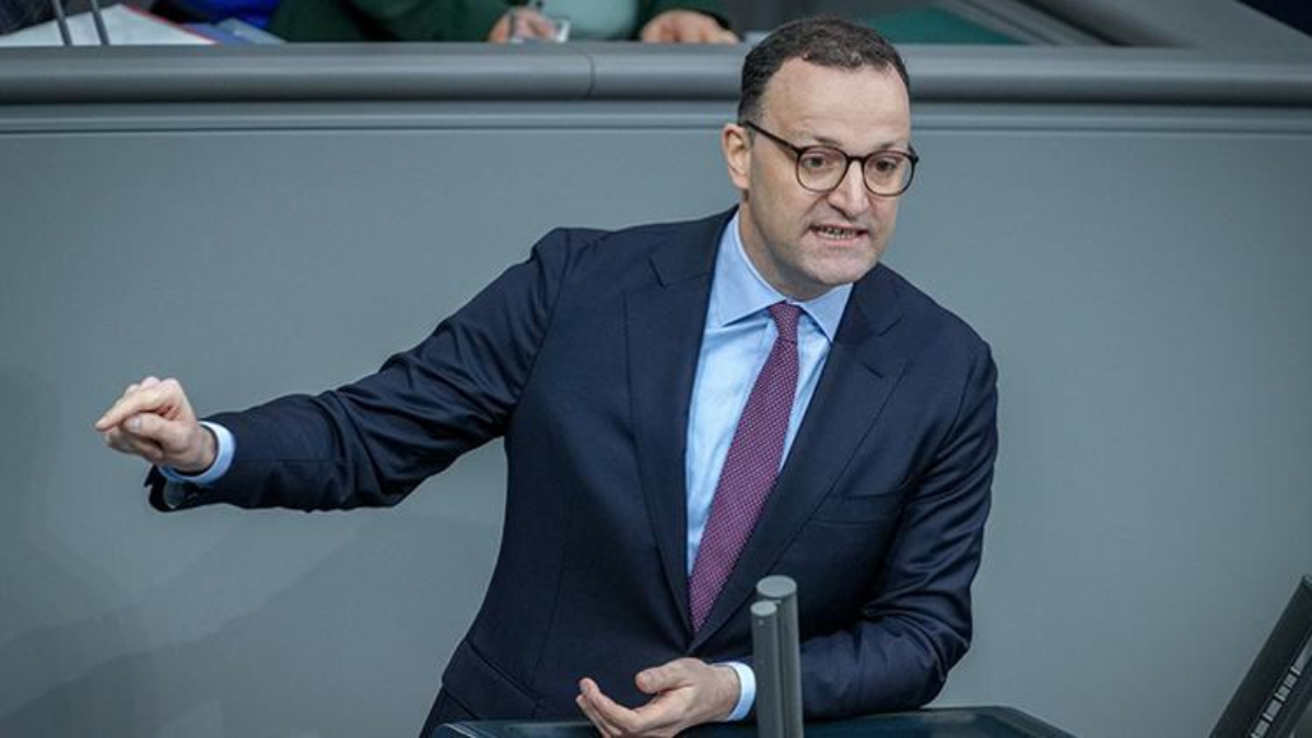 Alman Siyasetçi Jens Spahn’dan Çarpıcı Çağrı: Almanya Nükleer Silahlara Doğrudan Erişim İstemeli!