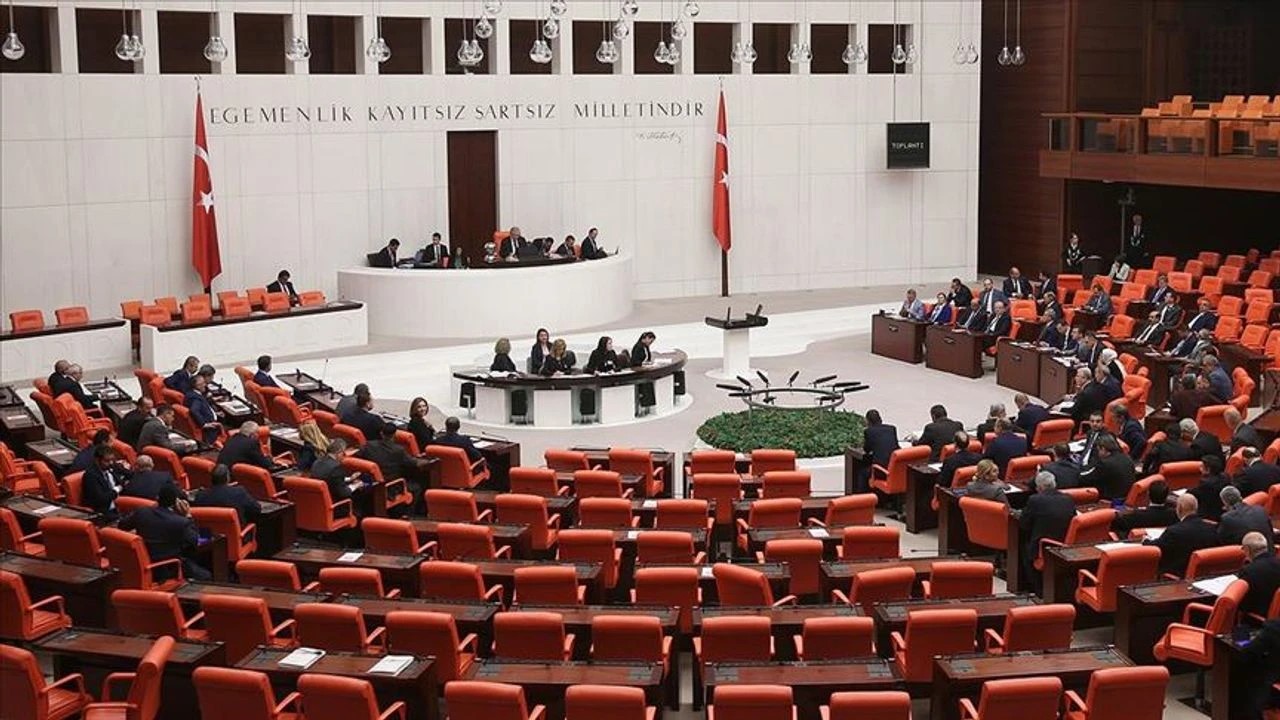 TBMM Genel Kurulu Toplanamadı: Birleşim Yarın 14.00’e Ertelendi