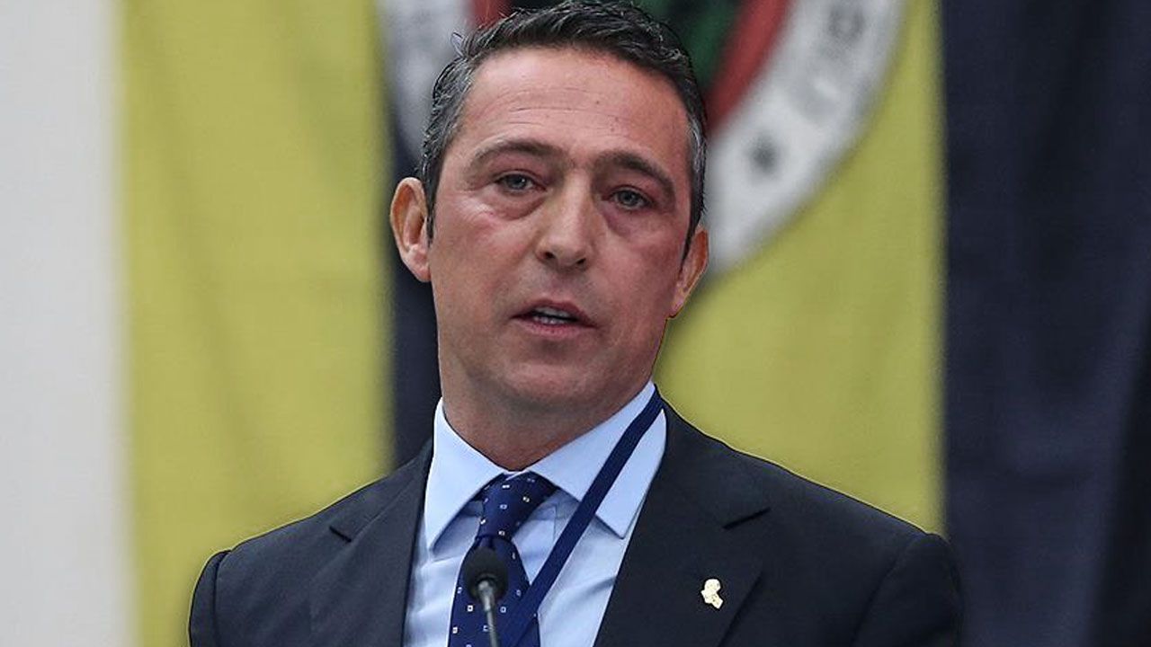 Ali Koç’un İmza Sürecine Yönelik İfadesi Fenerbahçe’yi Ayağa Kaldırdı: ‘Ciğeri 5 Para Etmezler’