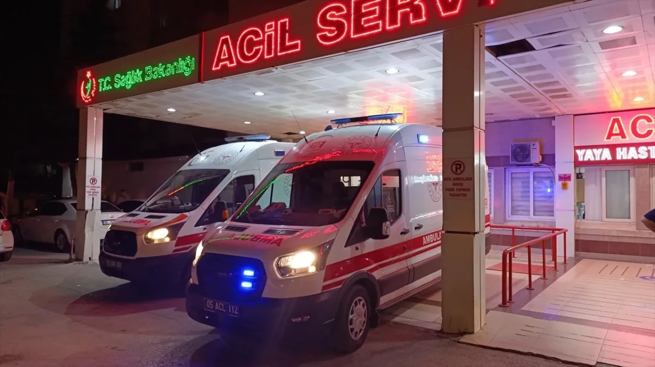 Asker Eğlencesi Hastanede Bitti: 39 Kişi Gıda Zehirlenmesi Şüphesiyle Tedavi Altına Alındı