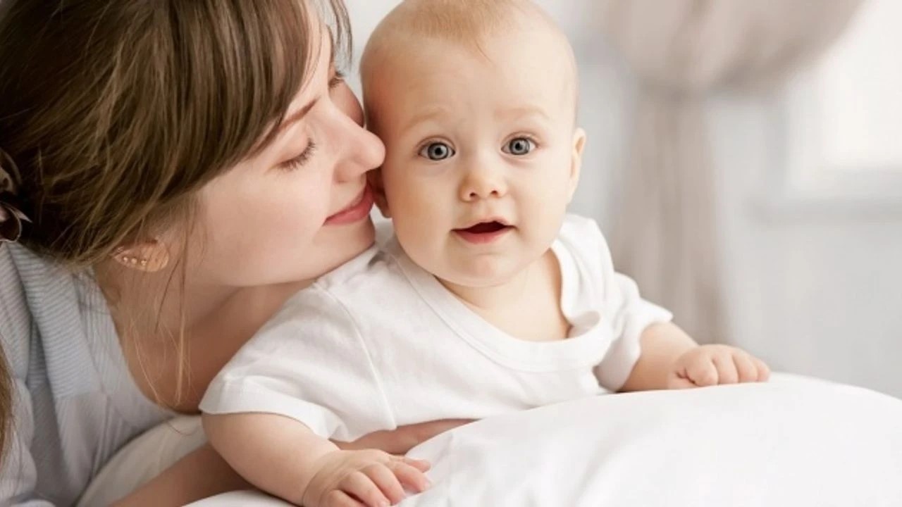 Sağlık Bakanlığı’ndan Anne ve Bebek Sağlığına Dijital Destek: “Annelik Yolculuğu” Uygulaması
