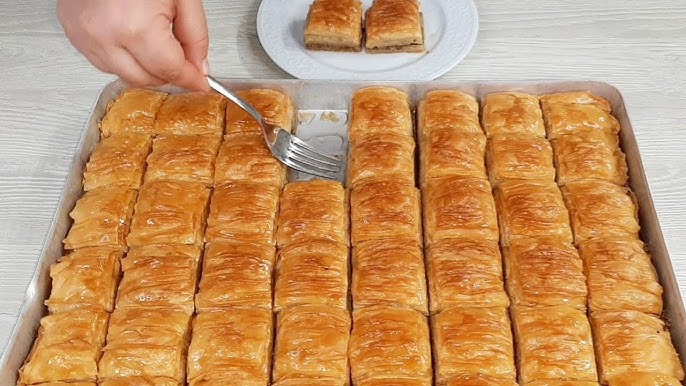 Enfes Ev Baklavası Tarifi: Yalancı Baklava ve Gül Baklava Nasıl Yapılır?