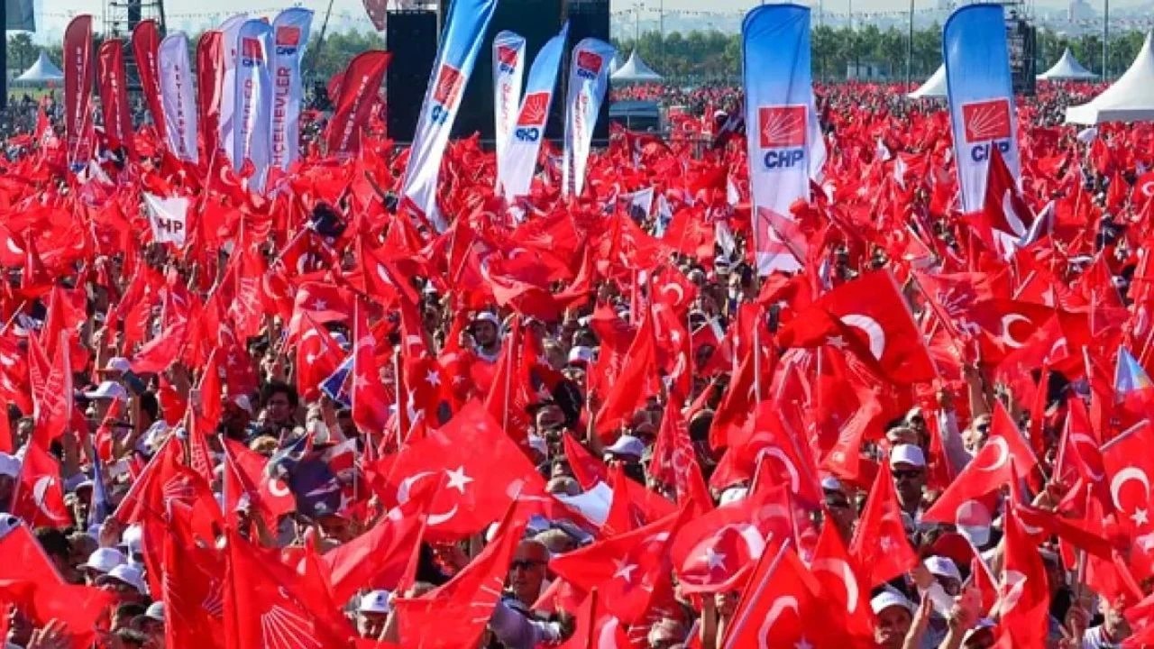 CHP 14 Yıl Sonra Bayburt’ta! Özgür Özel ve Mansur Yavaş Mitingde Halkla Buluşacak