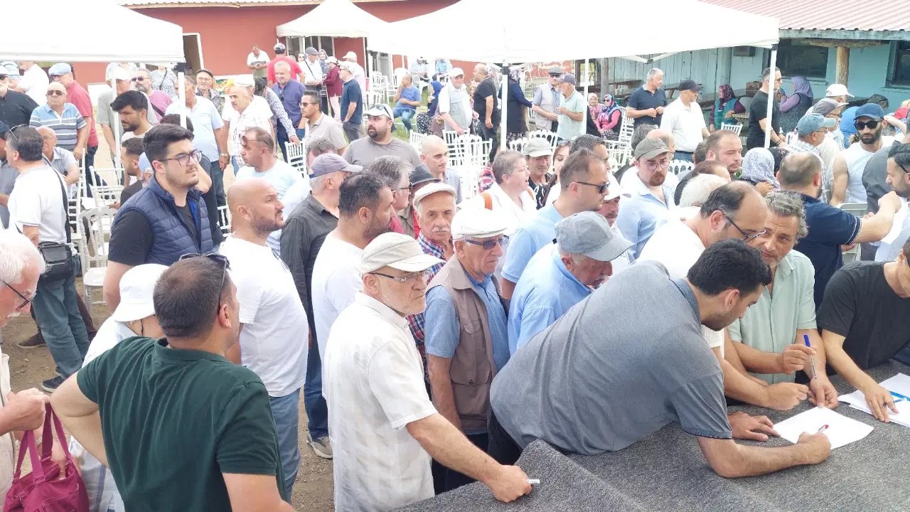 Boyabat’ta Cengiz Holding’in Maden Projesine Köylülerden Tepki: ÇED Toplantısı Yaptırılmadı