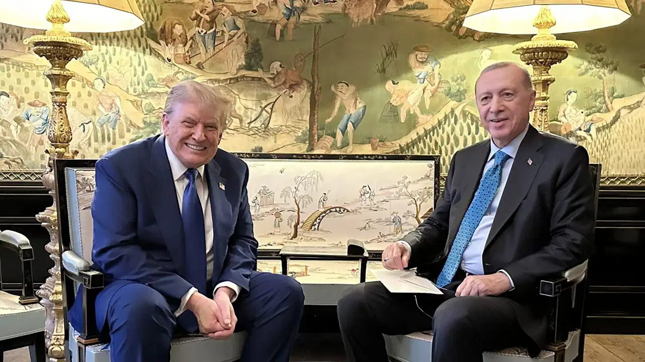Erdoğan, Lahey’de ABD Başkanı Trump ile Görüştü