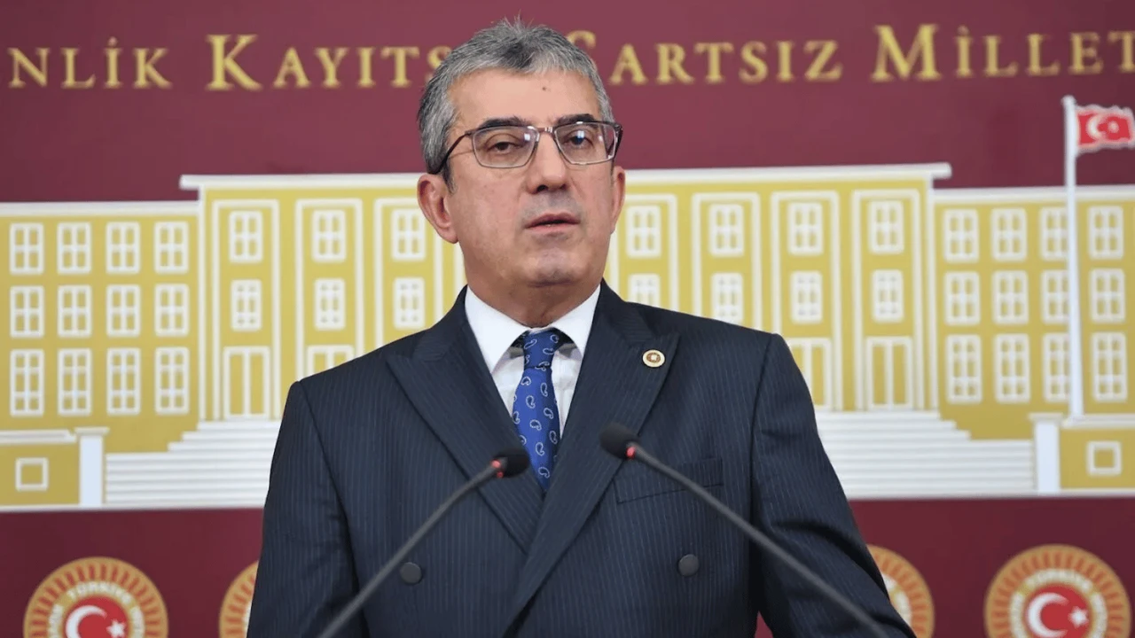 CHP’li Günaydın’dan AKP’ye 17-25 Aralık Hatırlatması: “Bunları Unuttuk Mu Sanıyorsunuz?”