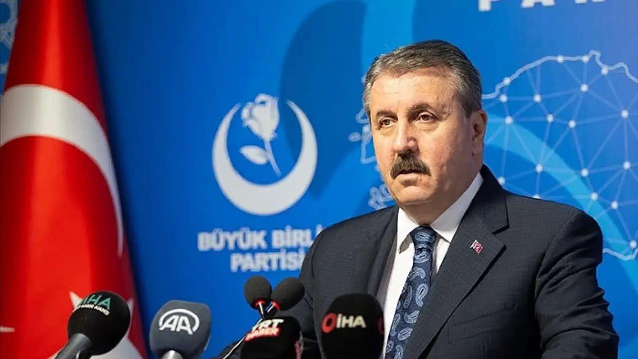 Mustafa Destici’den İsrail’e Sert Tepki: “Size Helal Olan İslam Ülkelerine Neden Yasak?”