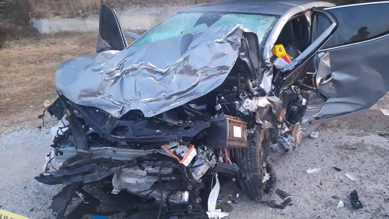 İzmir Menderes’te Zincirleme Trafik Kazası: 5 Ölü, 2 Yaralı