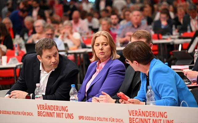 Almanya’da SPD’nin Eş Genel Başkanları Bas ve Klingbeil Oldu