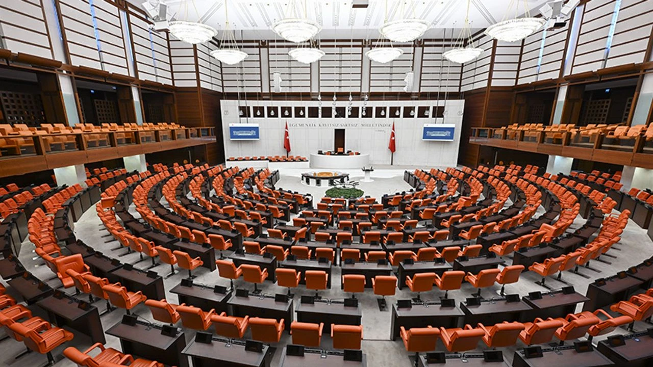 Meclis Tatili Ertelendi Mi? TBMM Tatil Tarihi Hakkında Son Gelişmeler