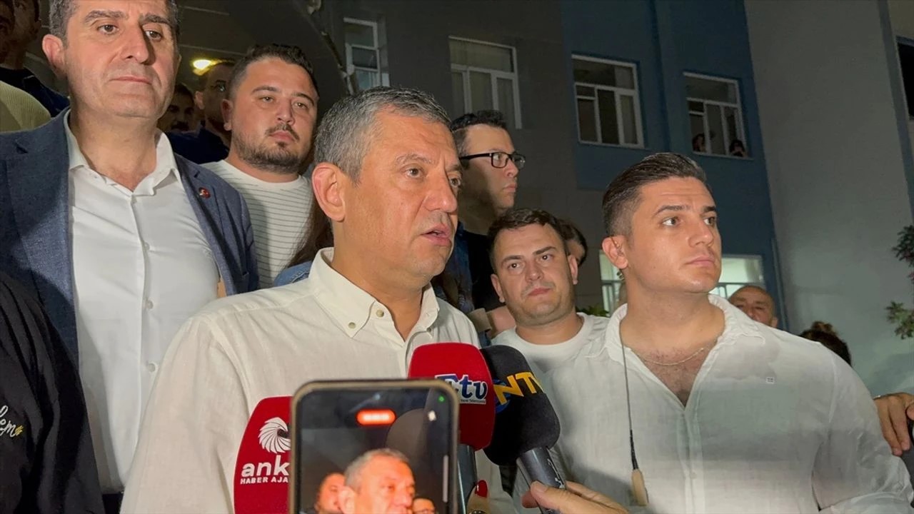 Özgür Özel’den Ferdi Zeyrek Açıklaması: “Durumu İyiye Gidiyor”