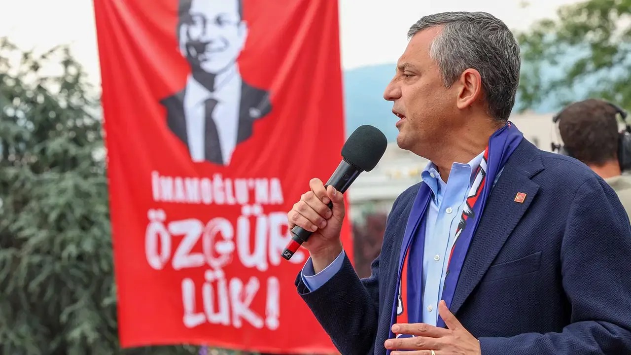 Özgür Özel’e ‘Akın Gürlek’ Soruşturması: CHP’li İsimlerden Tepki Yağdı!