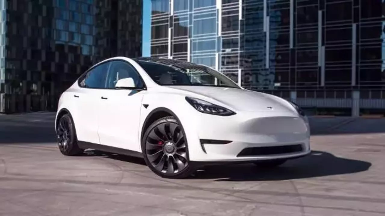 Tesla Model Y Türkiye’de Almanya’dan Daha Ucuza Satılıyor