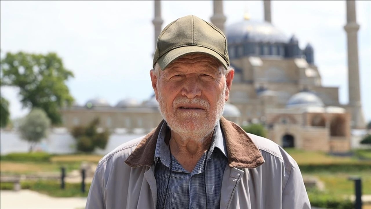 81 Yaşında 8. Kez YKS’ye Girdi: “Gençlere Örnek Olmak İçin Savaşıyorum”