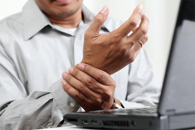 El parmak uyuşmasını görmezden gelmeyin! O hastalığın habercisi olabilir