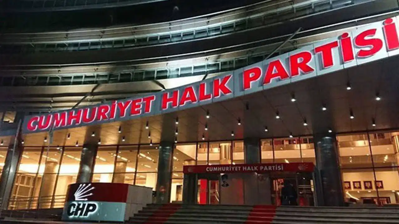 Geçmişten Günümüze CHP Genel Başkanları: Kuruluşundan Bugüne Liderler Listesi