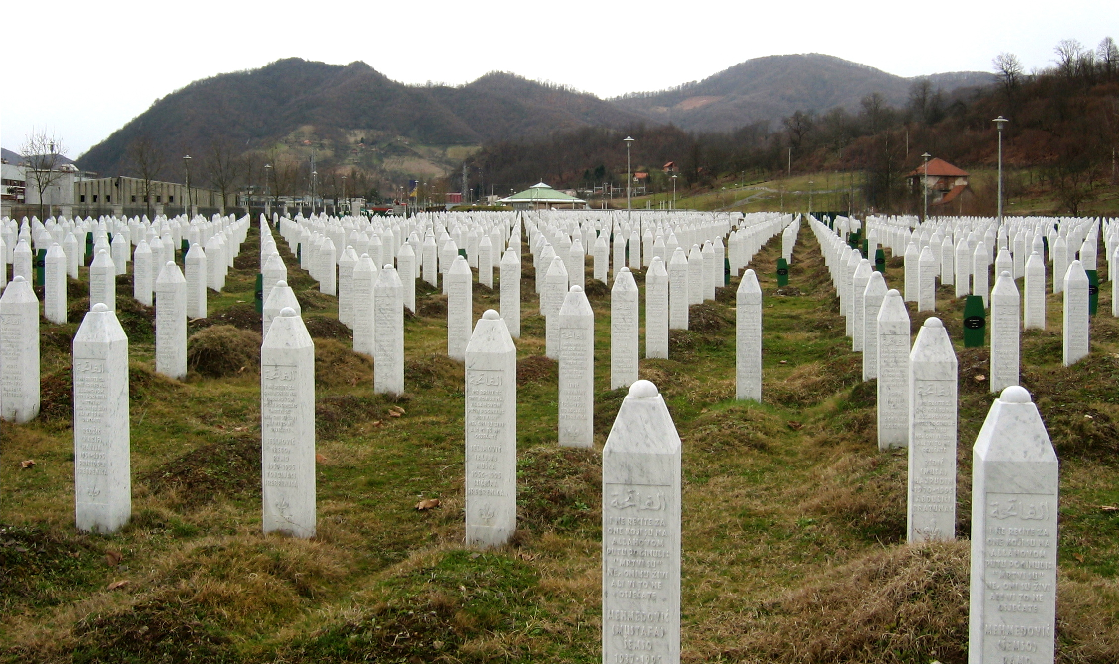 İnsanlık tarihinin en karanlık sayfalarından biri: Srebrenitsa Katliamı