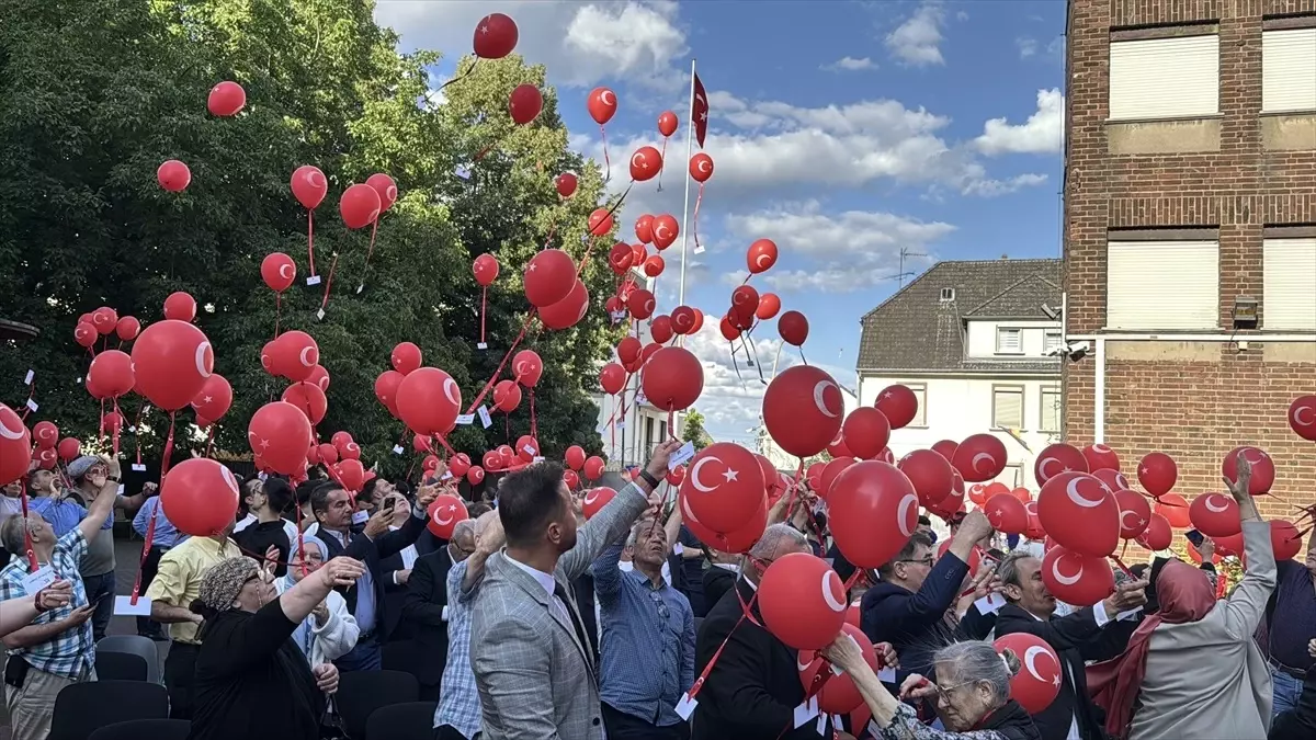 Köln’de “15 Temmuz Demokrasi ve Milli Birlik Günü” Coşkuyla Anıldı