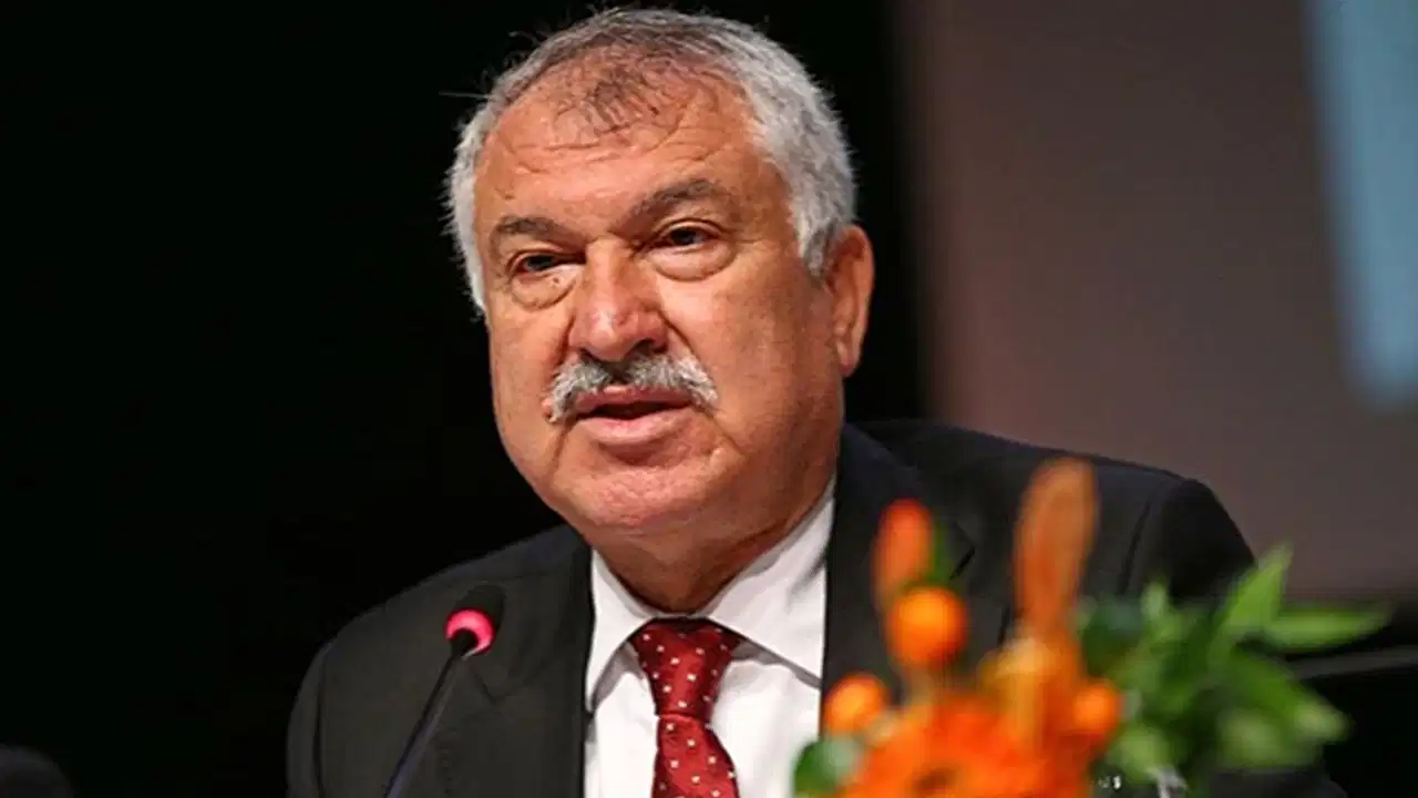 Zeydan Karalar’dan turizm işçilerine destek: “11 günde 1 gün izin insani değil”